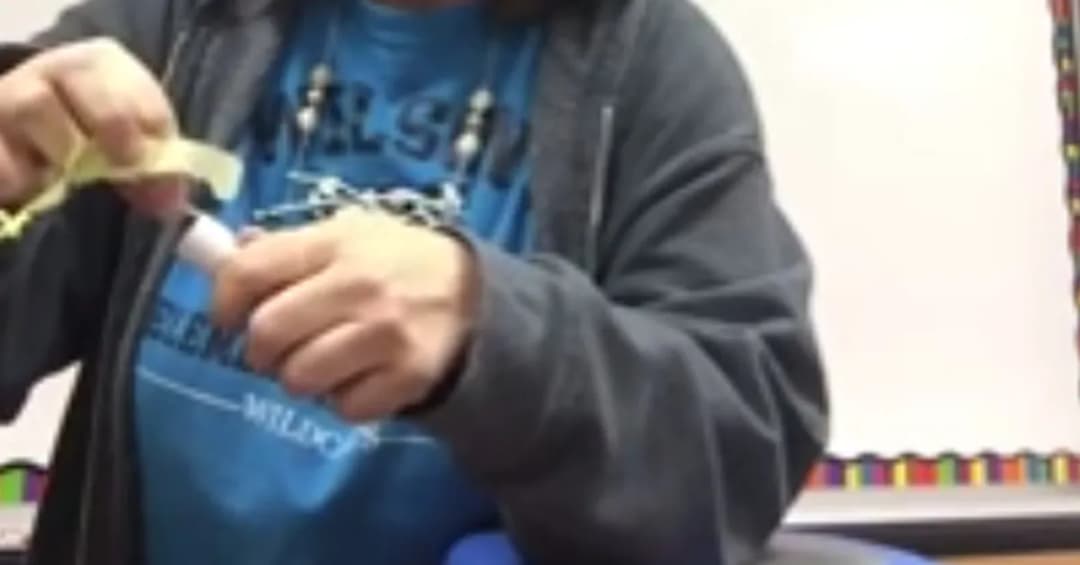 Jak naprawić wyschnięty marker - proste metody na ożywienie kolorów