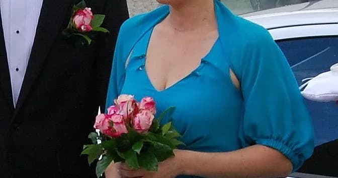 Jak uszyć wdzianko – proste instrukcje, które ułatwią szycie