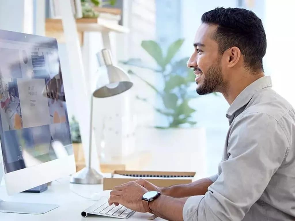 Jak samemu zrobić stronę internetową – proste kroki i wskazówki